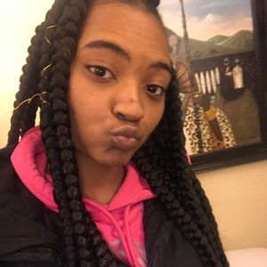 Meet your Posher, Taylor